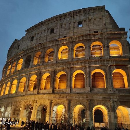 Luminoso Appartamento In Centro Storico Ρώμη Εξωτερικό φωτογραφία